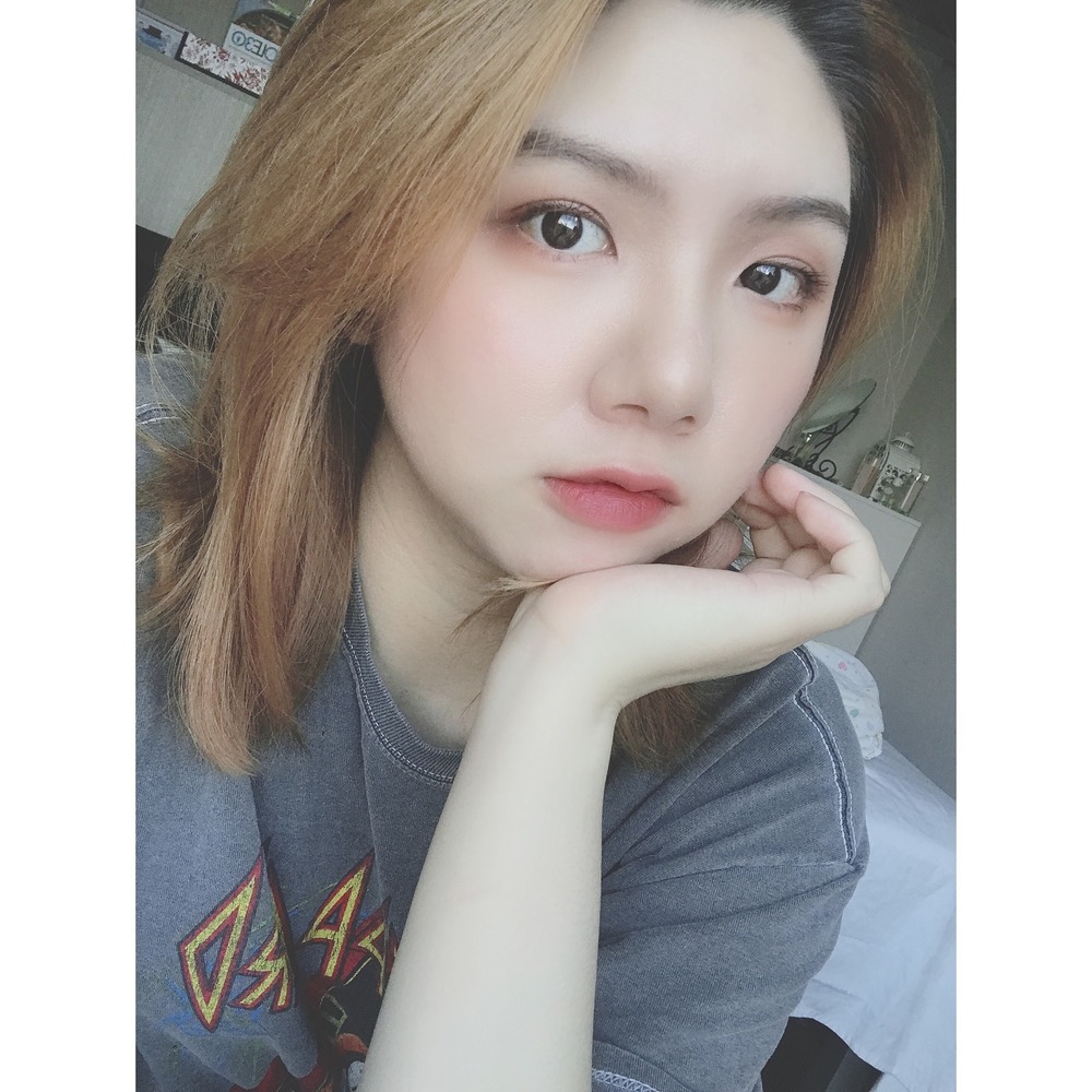 Meet your Posher, Xiaoqing